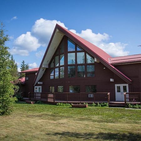 Bedrock Motel Mayo Landing Екстериор снимка
